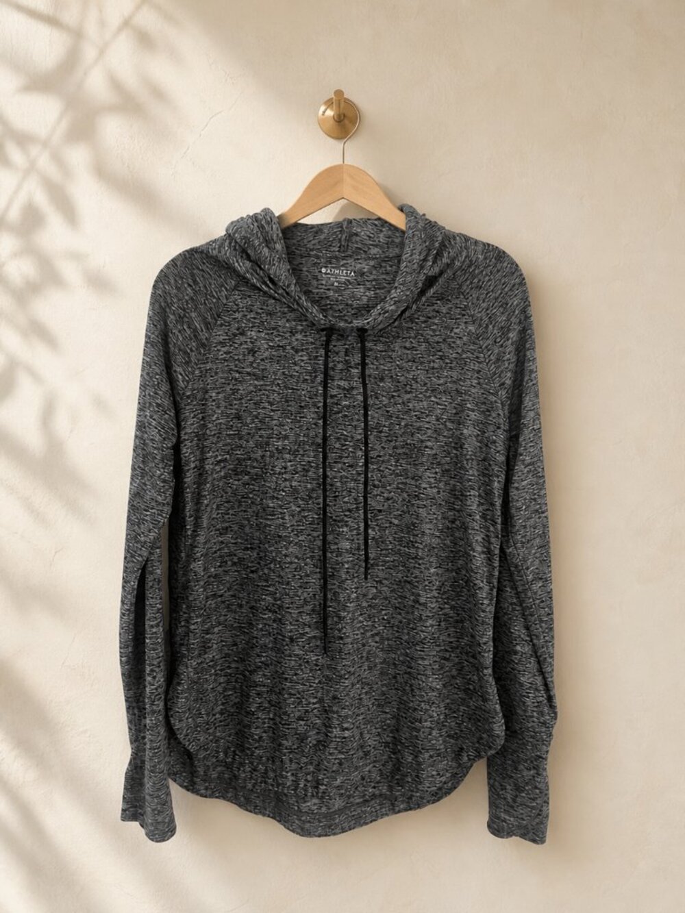 Athleta Gray Uptempo Hoodie Sweatshirt Drawstring Pullover Size Medium